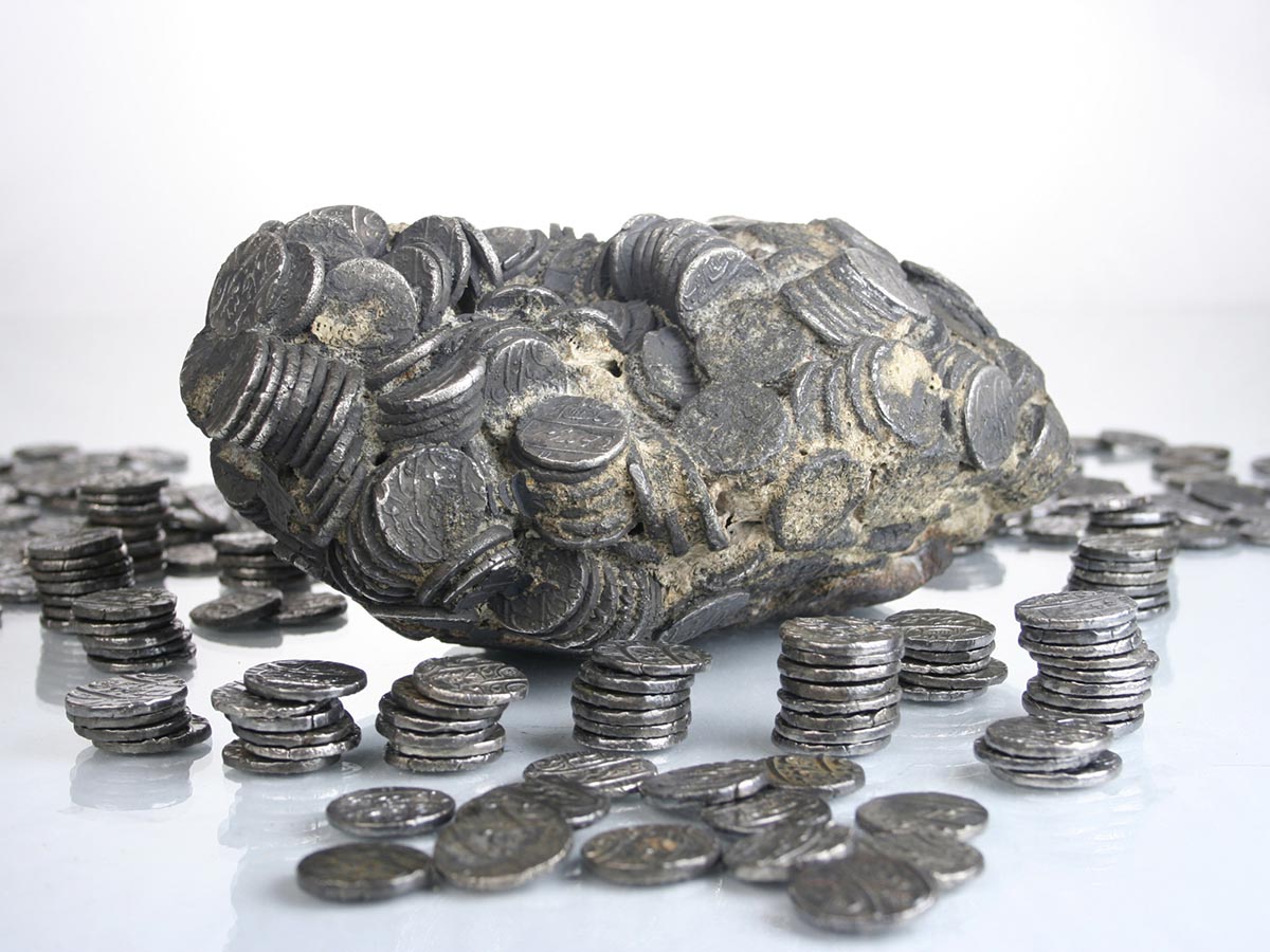 Wreck treasure (Silver coins)